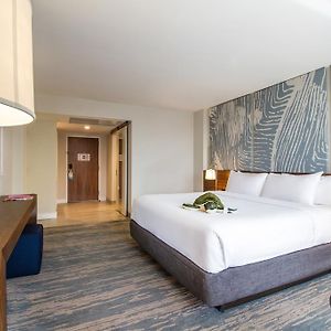 Zimmer mit Kingsize-Bett